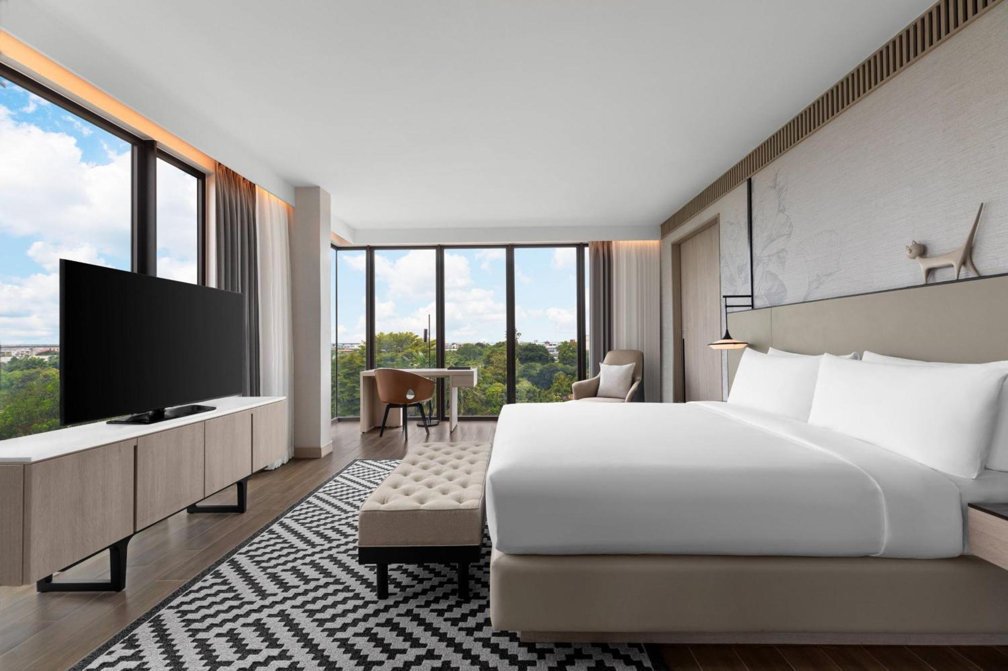 Courtyard By Marriott Bangkok Suvarnabhumi Airport Buitenkant foto
