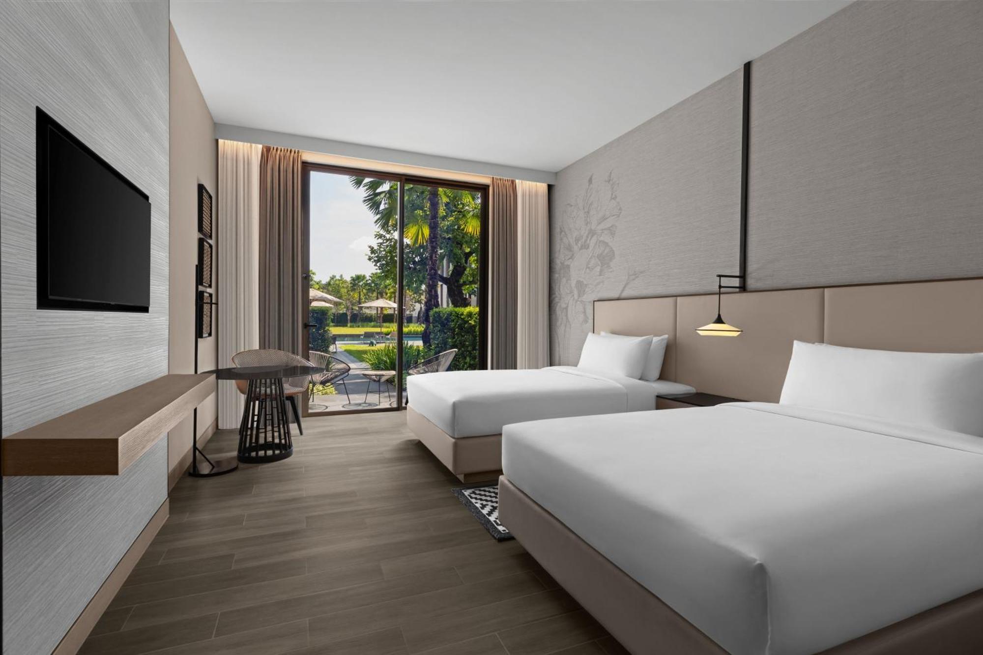 Courtyard By Marriott Bangkok Suvarnabhumi Airport Buitenkant foto