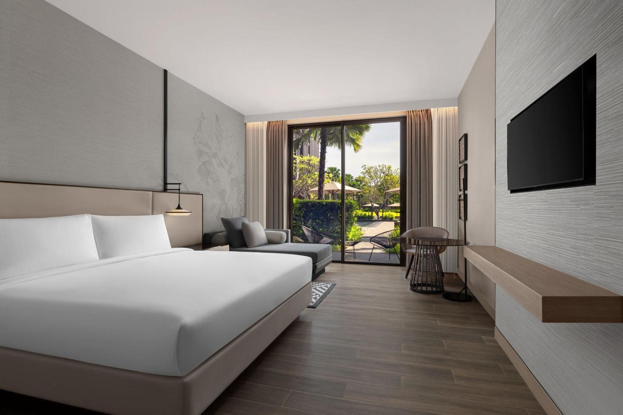 Courtyard By Marriott Bangkok Suvarnabhumi Airport Buitenkant foto